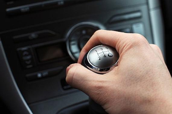 Механическая коробка передач против автоматической